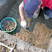 fouilles archéologiques du site occupé par le potier Pierre Charest